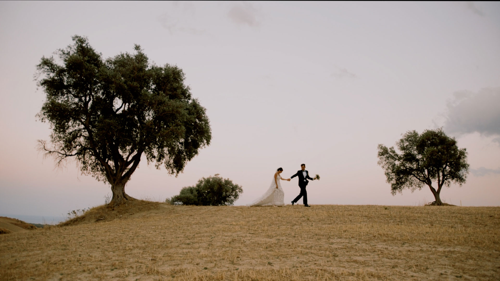 https://www.uniquefilms.it/wp-content/uploads/2025/01/Fabrizio-e-Francesca-Reel.00_02_14_08.Immagine006.jpg